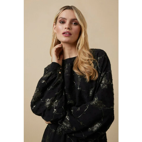 Wallis Dobby Foil Print Dress For Female 6 Wallis Dobby Foil Print Dress For Female - Image 4