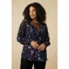 Wallis Curve Black Floral Detail Blouse For Female