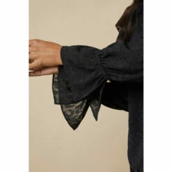 Wallis Black Animal Jacquard Trim Blouse For Female 14 Wallis Black Animal Jacquard Trim Blouse For Female -Cheap Wallis Store unnamed file 3310