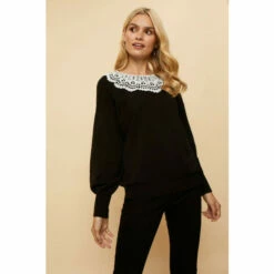 Wallis Contrast Lace Necklace Trim Jumper For Female