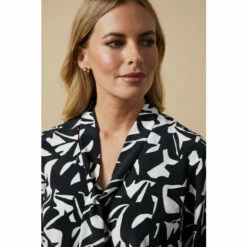 Wallis Petite Mono Abstract Tie Neck Blouse For Female 14 Wallis Petite Mono Abstract Tie Neck Blouse For Female -Cheap Wallis Store unnamed file 3766