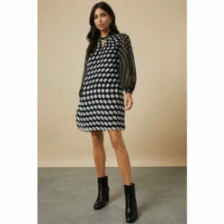 Wallis Mono Ombre Spot Twist Neck Shift Dress For Female