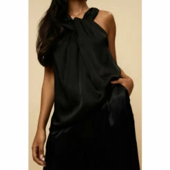 Wallis Petite Satin Halter Top For Female 11 Wallis Petite Satin Halter Top For Female -Cheap Wallis Store unnamed file 5294