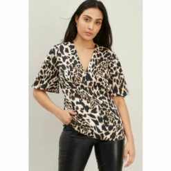 Wallis Petite Animal Satin Angel Sleeve Top For Female