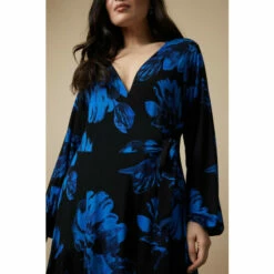 Wallis Curve Blue Floral Jersey Wrap Midi Dress For Female 11 Wallis Curve Blue Floral Jersey Wrap Midi Dress For Female -Cheap Wallis Store unnamed file 6065